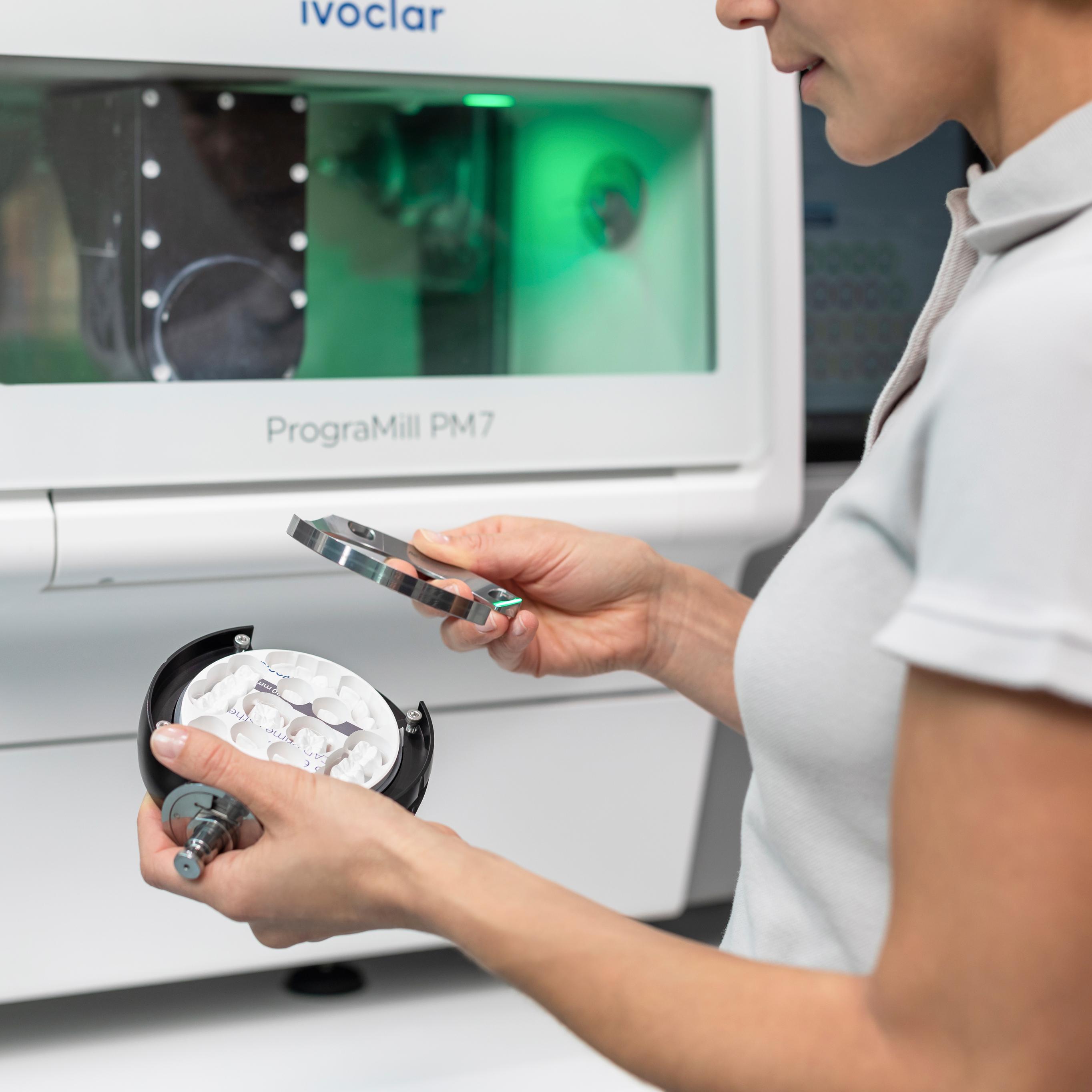 Programill Pmone PrograMill Disc-holder for PM 3/5/7 | PrograMill Equipment | Ivoclar US
